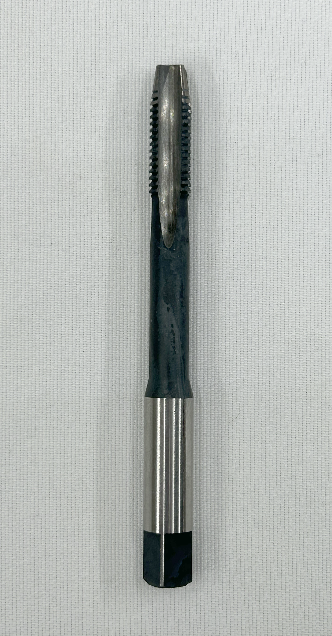 Hook Pin Starting Tap, Size 3, HP3ST, Straight Photo Angle