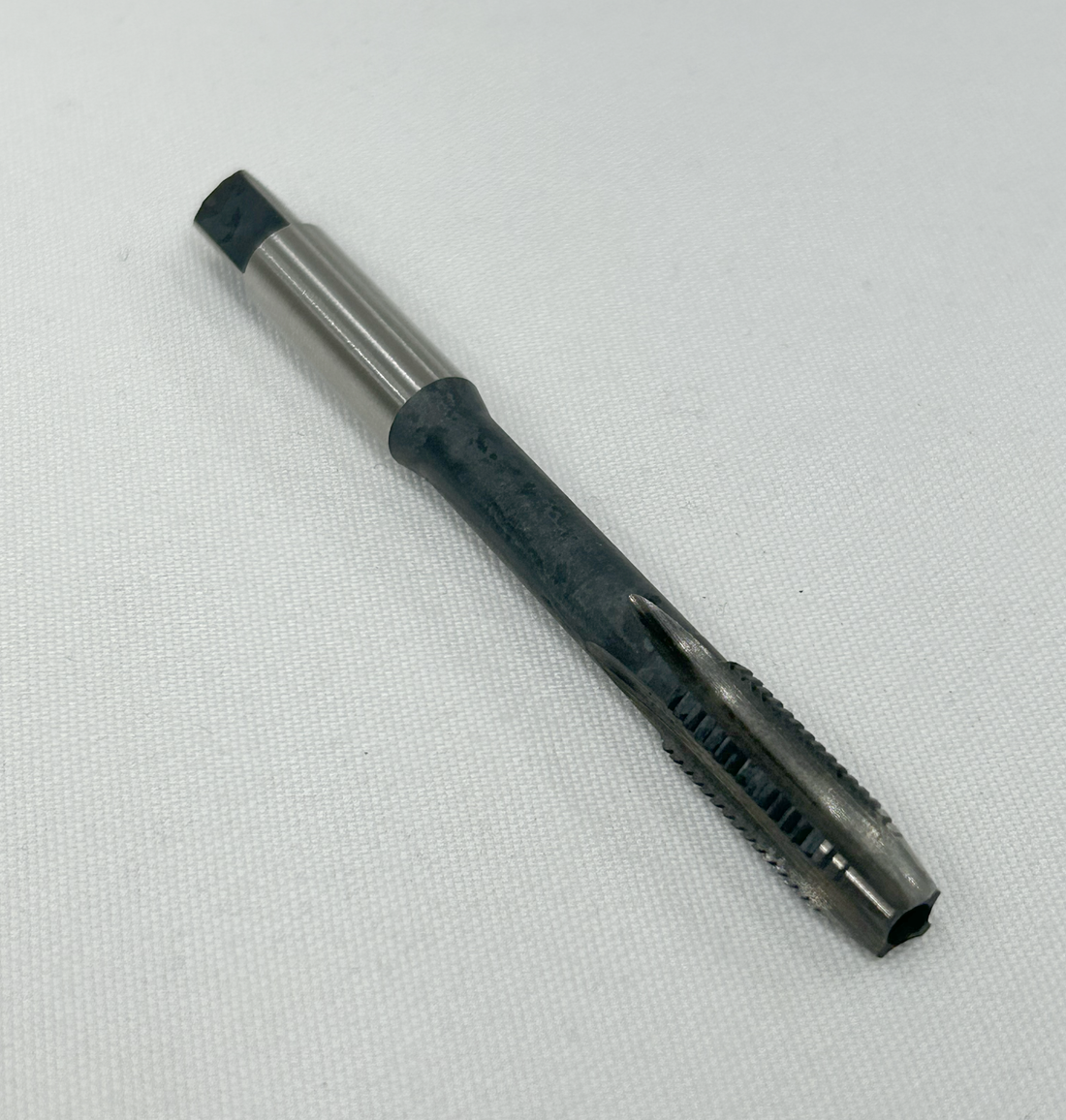 Hook Pin Starting Tap, Size 3, HP3ST, Straight Photo Angle