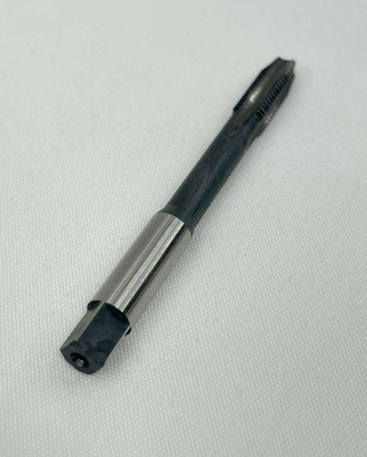 Hook Pin Starting Tap, Size 3, HP3ST, Up Angle Photo